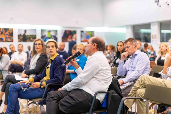 FYDO Conference web (101)